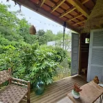 Apartment Azkendantza Capacite 2 A 4 Pers Ou 5 A 6 Pers Supplement Caravane Insolite *