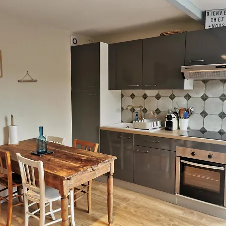 Apartamento Azkendantza Capacité 2 à 4 Pers Ou 5 à 6 Pers Supplément Caravane Insolite Ascain
