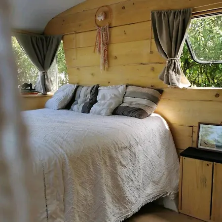 Azkendantza 2a6 Pers Avec Caravane Insolite Apartment