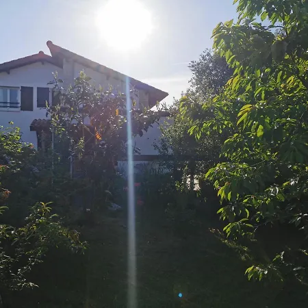 Azkendantza Capacité 2 à 4 Pers Ou 5 à 6 Pers Supplément Caravane Insolite Apartamento